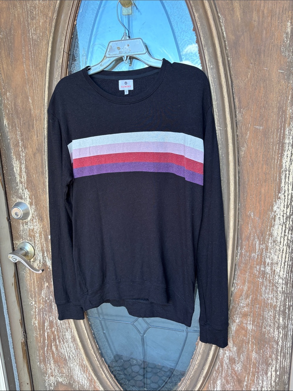Sundry Crewneck top! (3) large